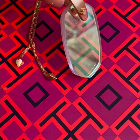 Kendra Scott Necklace - Picture 4 of 7